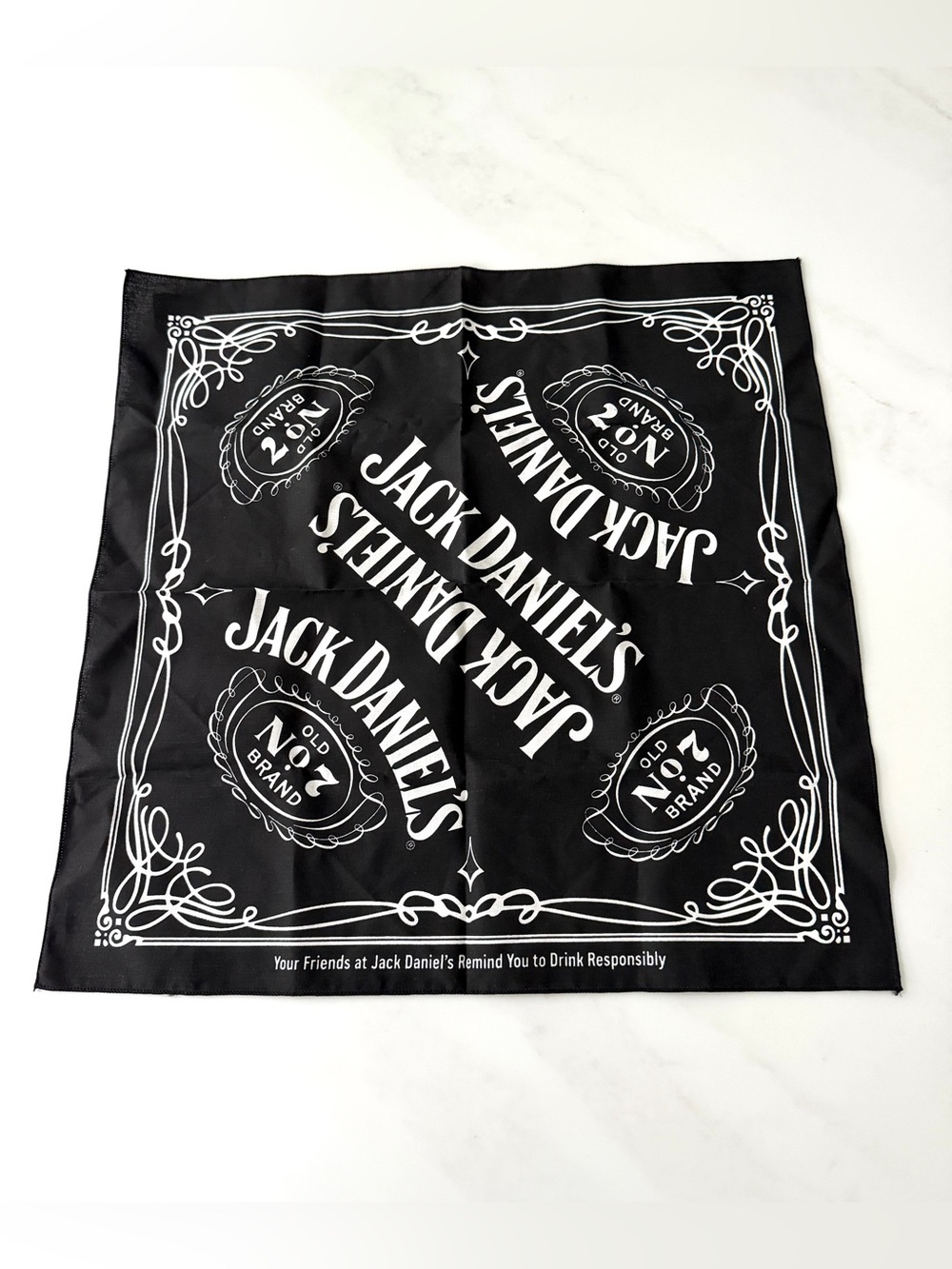 Jack Daniel's Old No. 7 bandana black white scroll logo 21 x 21 New with tag